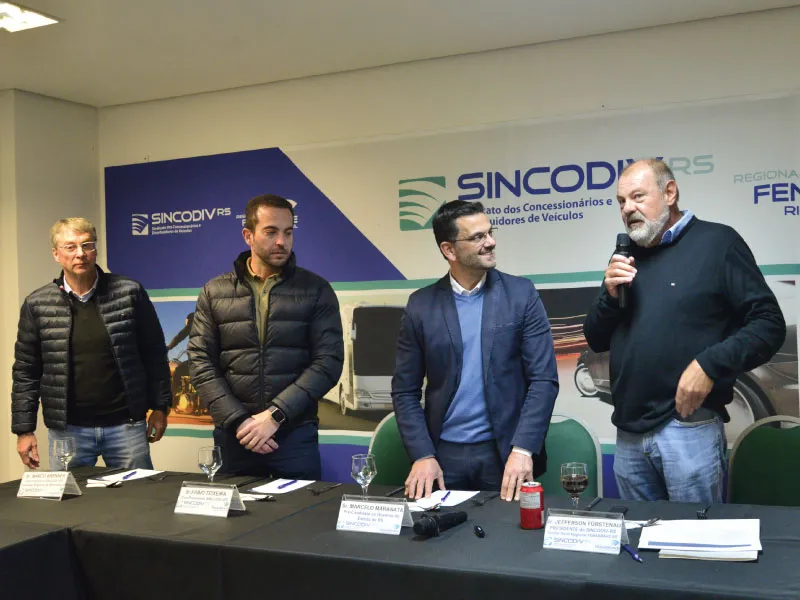 Reunião-Almoço com Diretoria e Pré-Candidato ao Governo do Estado