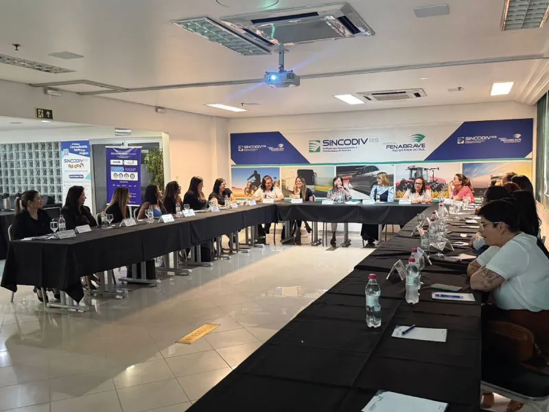Reunião do Grupo de RH SINCODIV/FENABRAVE-RS