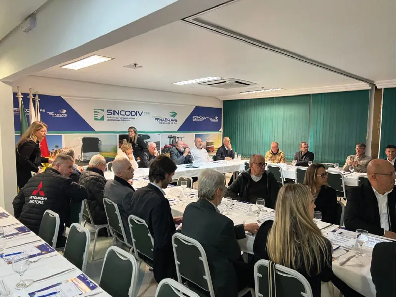 Reunião-Almoço com Diretoria, Concessionários e Convidados
